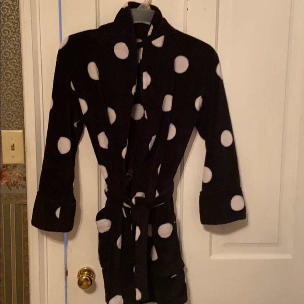 Victoria’s Secret Pink bathrobe